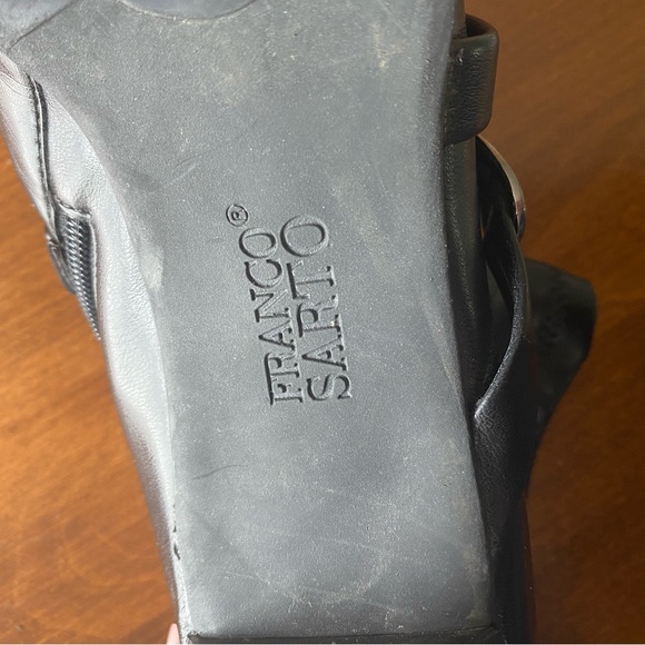 Leather bootie - Picture 3 of 6